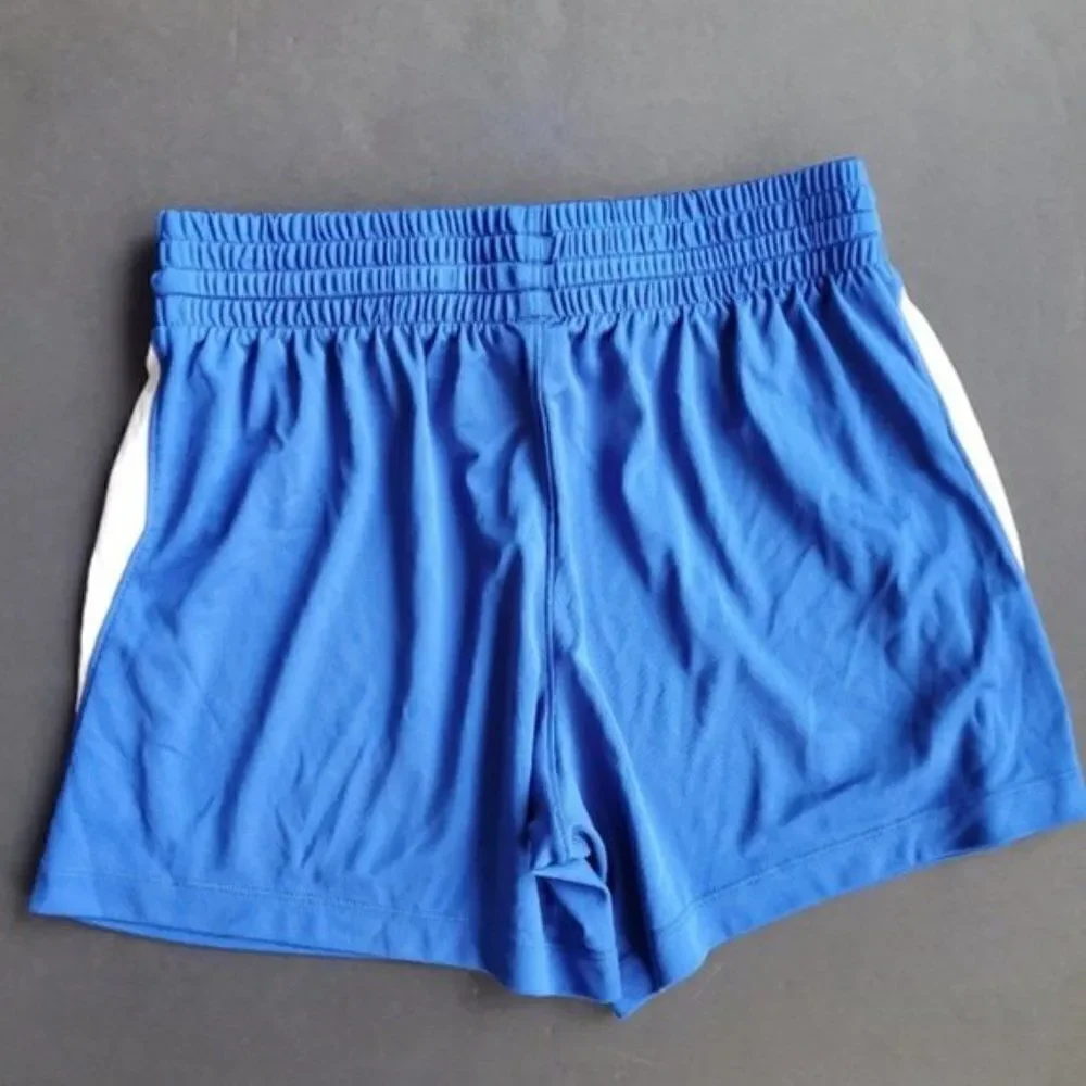 💍Under Armour Blue and white shorts